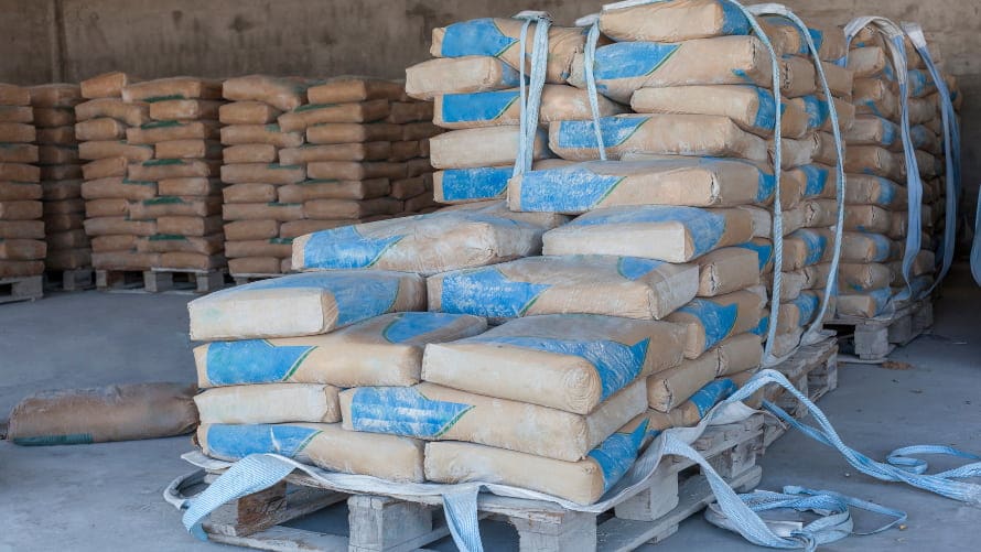 How Filler Masterbatch Reduces Costs in Plastic Cement Bags Manufacturing