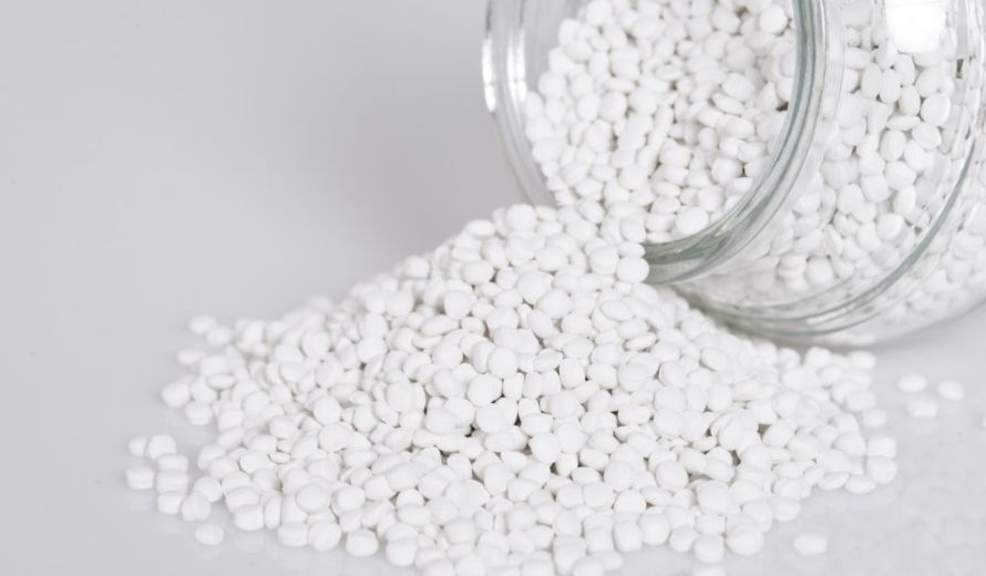 PP filler masterbatch is a versatile material with enhanced hardness and heat resistance, ideal for food packaging applications