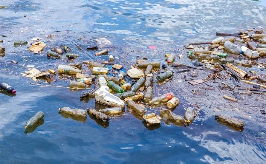 The distinct characteristics of ocean plastic, influenced by factors such as sunlight and saltwater, emphasize the importance of understanding plastic degradation time in water for effective marine pollution solutions