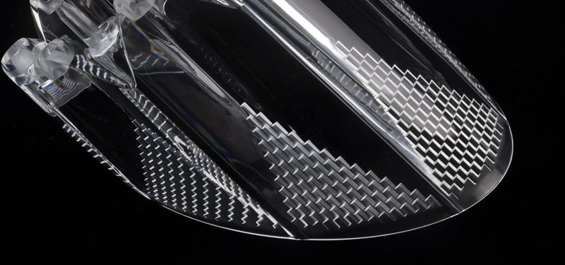 استخدام الفيلر الماسترباتش البلاستيكي الشفاف في إنتاج أغطية المصابيح الأمامية