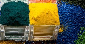 How Is Plastic Colored? Dry coloring method