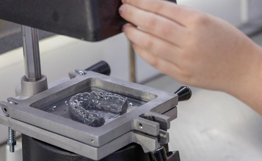 يُعتبر التشكيل بالتفريغ الهوائي الخيار الأول للعديد من المصنّعين