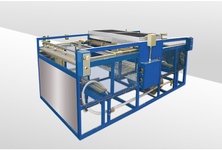 Double heater vacuum forming machines