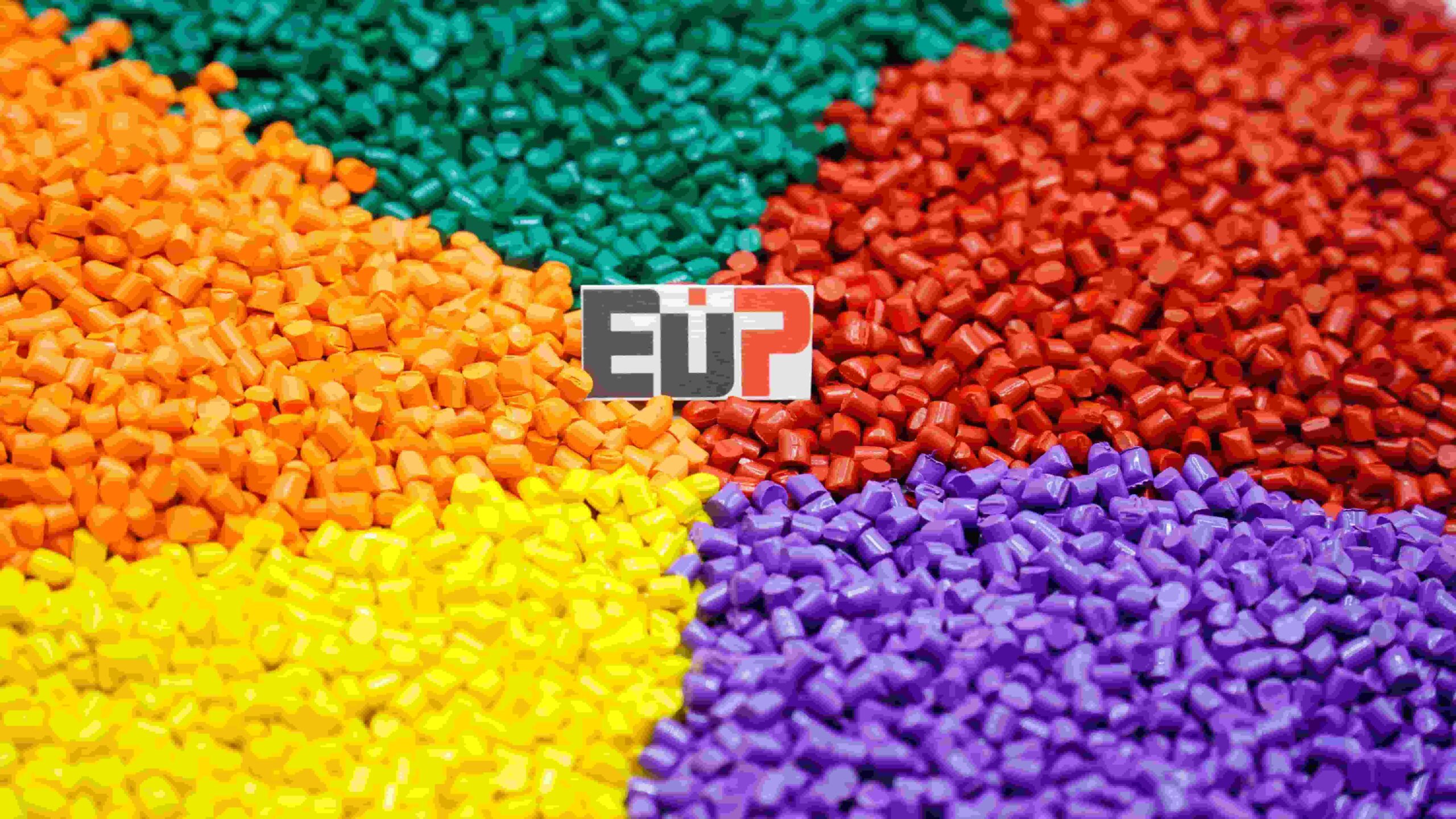 Color masterbatch EuP